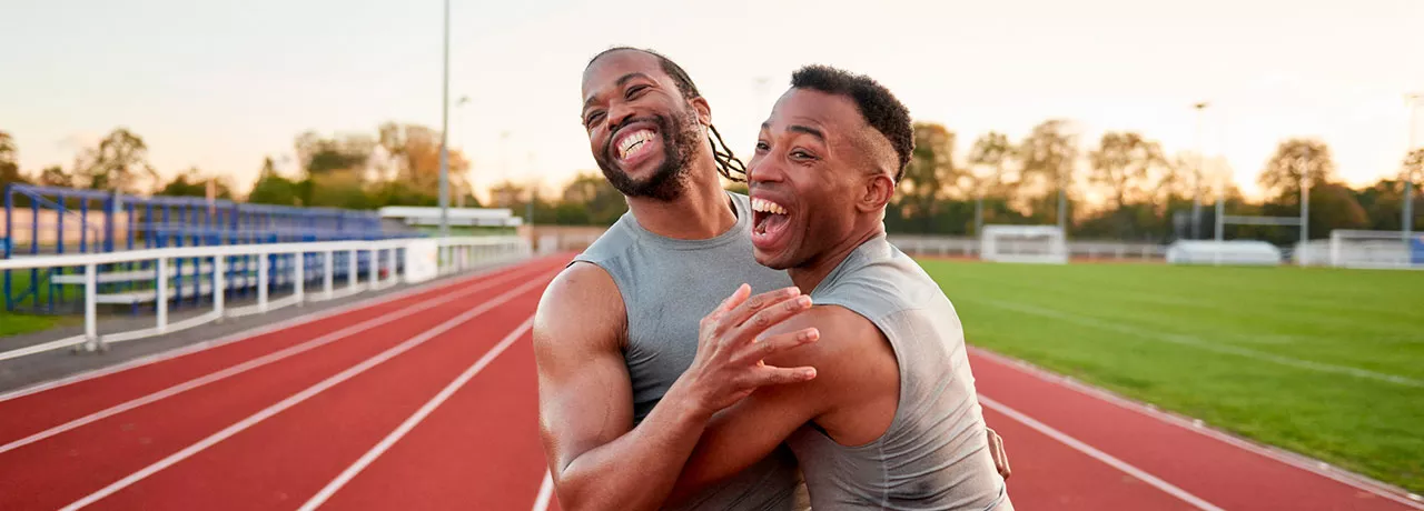 Como balancear uma alimentação saudável e exercícios físicos? Veja no blog. 