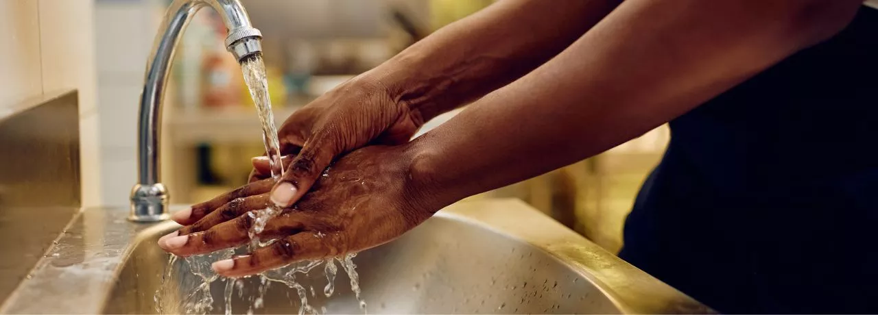 Aprenda como evitar o desperdício de água no estabelecimento e economize.