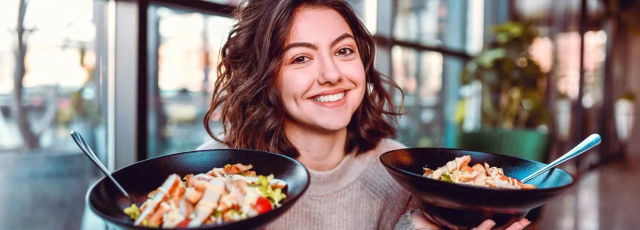 Saiba como funciona o vale-refeição e aprenda a usar melhor seu saldo. 