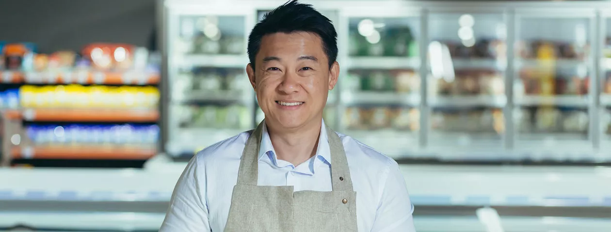 Dono de supermercado precisa ficar atento aos gastos diários do negócio 