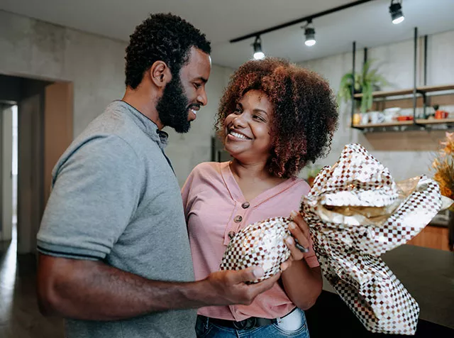 Casal comemora a Páscoa