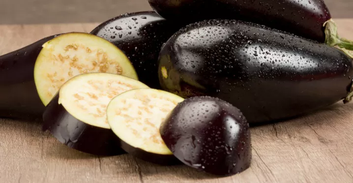 A berinjela é uma ótima opção para sua dieta