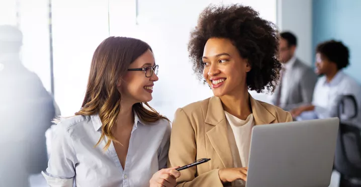 Como implantar uma estratégia de educação corporativa na sua empresa? Veja por onde começar