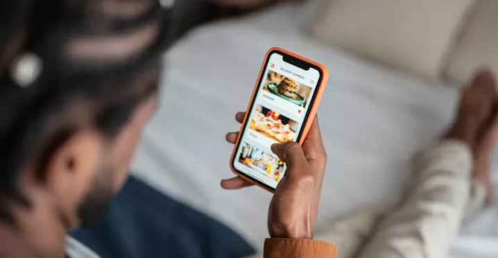 pluxee no app ifood delivery