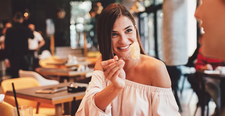 Saiba como escolher o vale-refeição que vai melhorar a vida da sua equipe