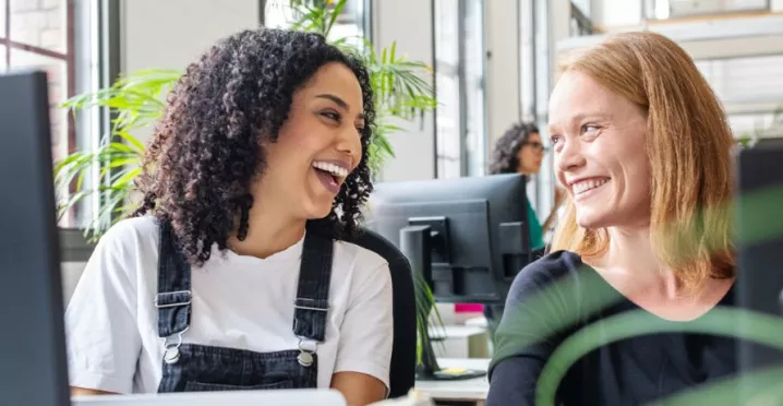 Saiba como trabalhar a felicidade no trabalho mirando a retenção de talentos!