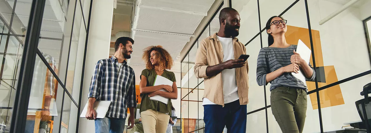 Por que é tão importante pedir e oferecer feedback para um ambiente de trabalho saudável?