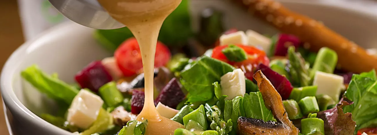 Saladas de verão refrescantes para você