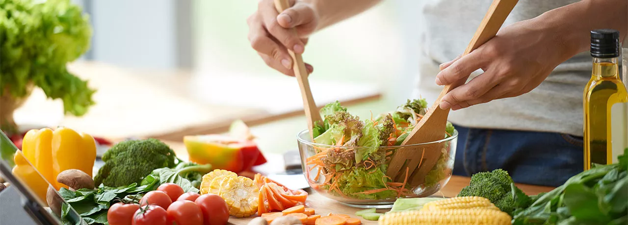 Dar a opção de compra de alimentos para as pessoas que trabalham com você traz mais motivação e produtividade