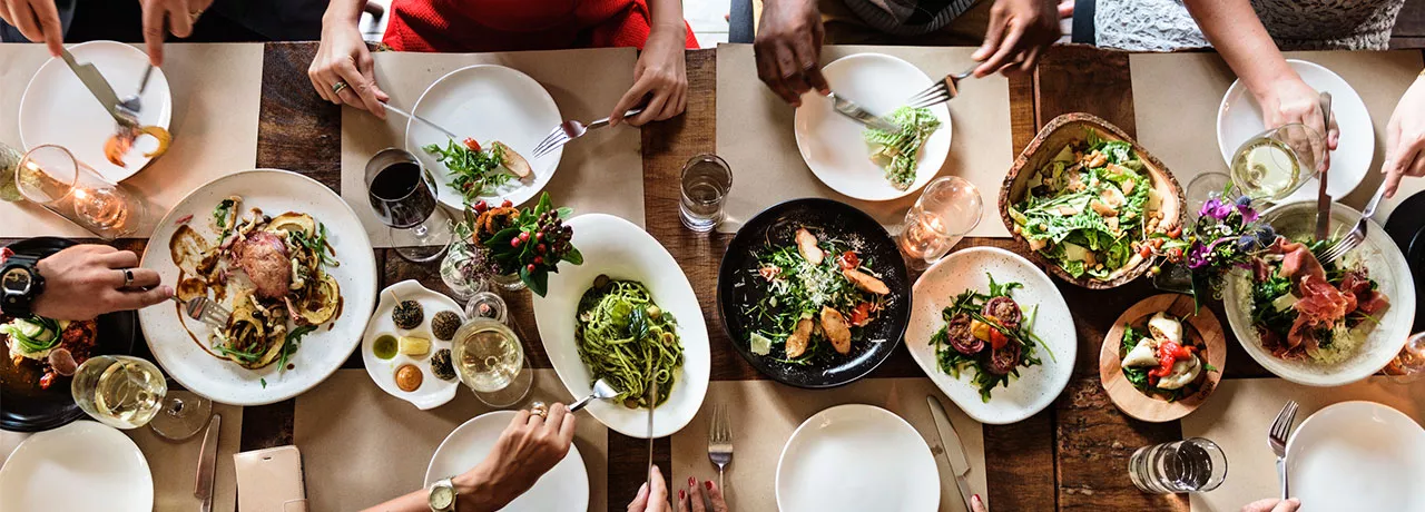 A hora do almoço fica muito melhor quando seu funcionário pode escolher onde e o que comer