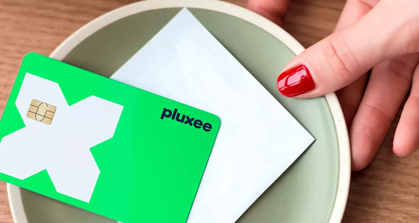 Vale-refeição bandeirado? Saiba como funcionam os benefícios com bandeira de cartão de crédito.