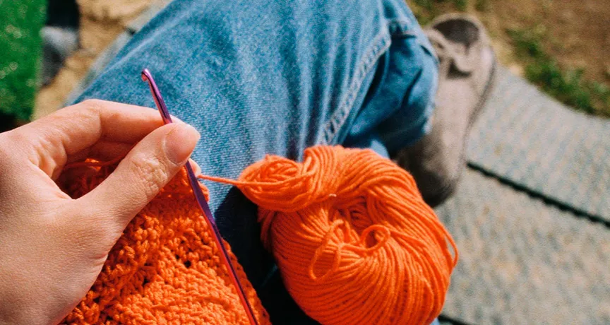 Descansar depois do trabalho é fundamental para mais saúde mental e bem-estar. Acompanhe nossas dicas