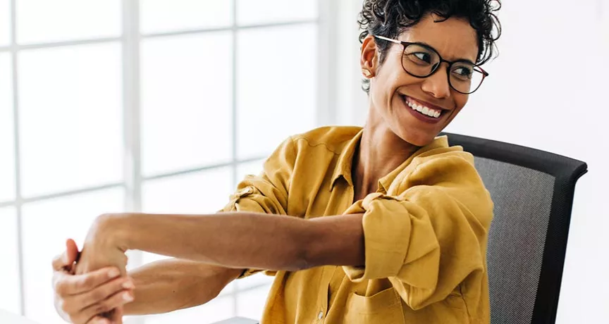 Trabalha em escritório? Veja como manter sua saúde com dicas simples