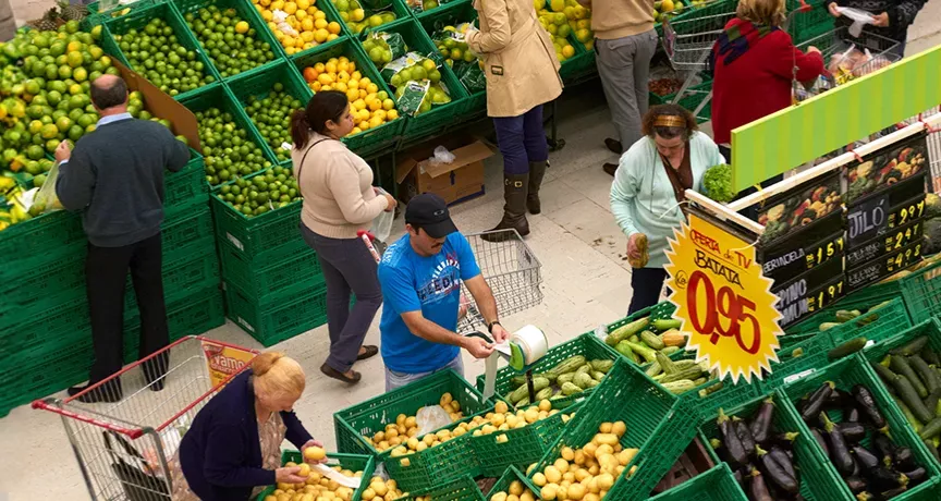 cartaz de supermercado funciona? A resposta é sim?