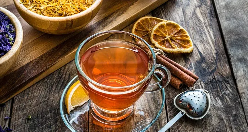 receita-cha-de-casca-de-maca-com-especiarias