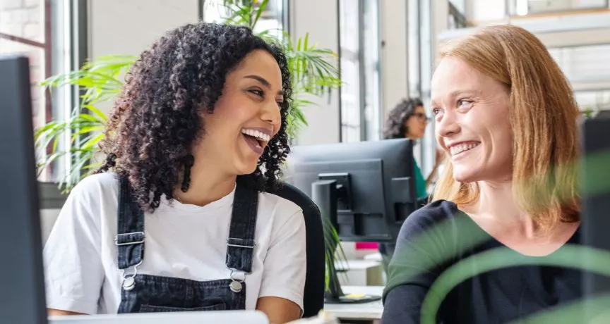 Saiba como trabalhar a felicidade no trabalho mirando a retenção de talentos!