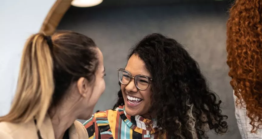 Sua empresa pode contribuir com a igualdade de gênero no Brasil. Conheça iniciativas para começar já.