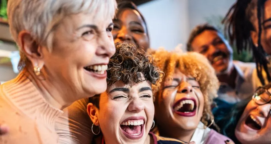 Confira as novas estruturas organizacionais e cargos de RH, incluindo Chief Happiness Officer e Engagement Manager.