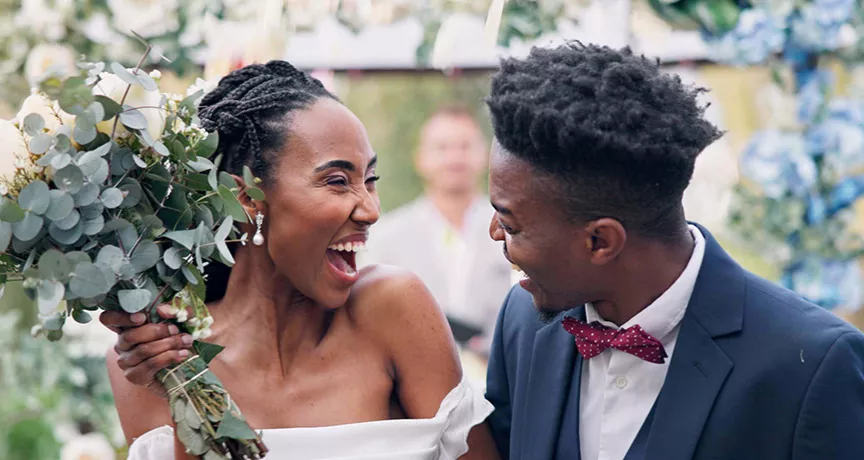 Casal comemora seu casamento