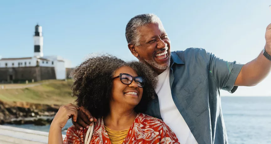 Casal tira foto durante suas férias em Salvador