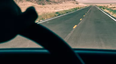 O vale-combustível da Pluxee vem com seguro grátis que pode fazer você economizar.