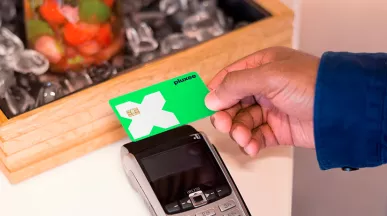 Entenda como pagar com NFC usando seu benefício Pluxee