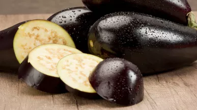 A berinjela é uma ótima opção para sua dieta