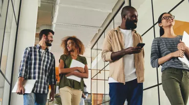 Por que é tão importante pedir e oferecer feedback para um ambiente de trabalho saudável?