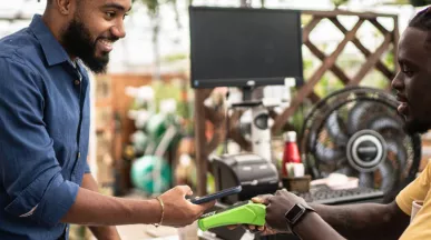 Seu cartão Pluxee tem data de validade. Fique atento!