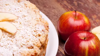 receita bolo com tudo de maca