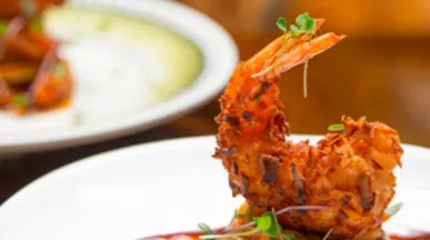 receita-receita-de-camarao-com-coco-e-molho-agridoce-sodexo-receitas