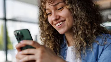 Tenha todas as informações do cartão Alimentação Pluxee e demais benefícios no nosso app mobile.