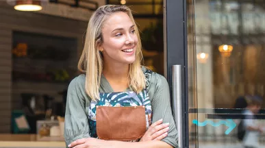 Saiba como funciona e quais as vantagens do vale-presente Pluxee Gift.