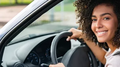 Substituir o reembolso pelo vale-combustível ajuda a economizar os custos na sua empresa