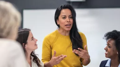 Grupo faz reunião e busca estabelecer um processo claro de comunicação entre todos