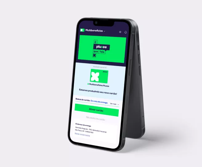 Imagem com a tela do app Pluxee Brasil, mostra o serviço de rastreamento de entrega dos cartões